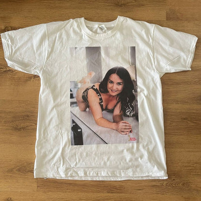 Limitiertes T-Shirt "Hot Emma"